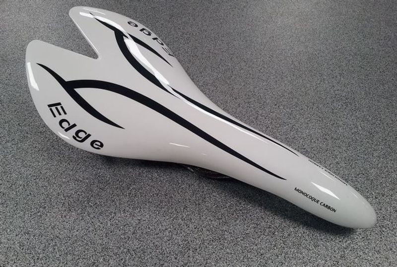 Used EDGE DESIGN Edge VC01 Carbon White Road Cycling Saddle bike — image 1 of 2
