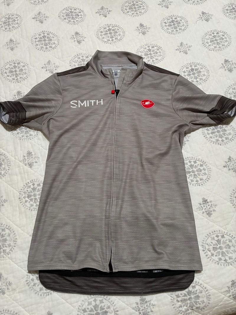 Used Castelli Women’s Size Medium Jersey and Bibs Cycling Clothing