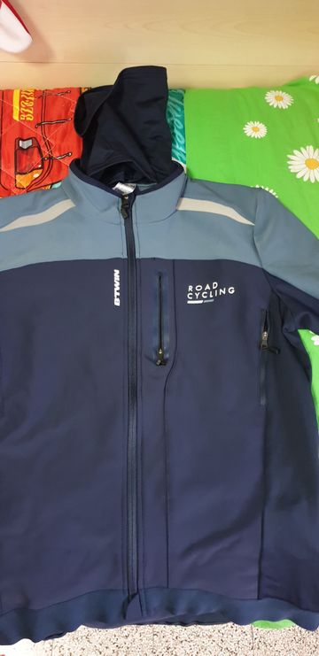 BTWIN Winter MTB Jacket Size L Outdoor Clothing de segunda mano