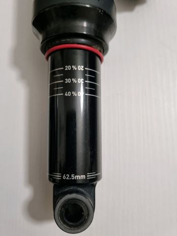 Used RockShox Super Deluxe Select+ 2022 bike — image 2 of 4