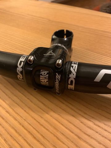 Tweedehands Race Face Next/Turbine Handlebar 2018 bike — afbeelding 5 van 6