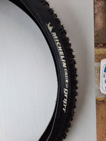 Gebrauchtes Michelin GripR 26" Tire bike — Bild 1 von 3