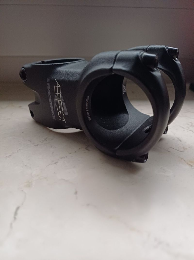 Używany Race Face Aeffect R Stem 35mm Cockpit