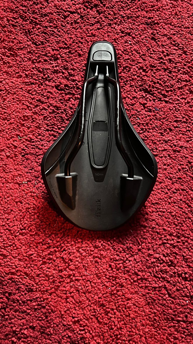Used Fizik Fizik Vento Argo X5 Saddle bike — image 3 of 4