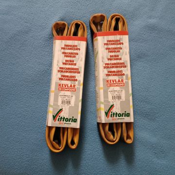 Použité Vittoria Set Tubolari Juniores 21-26" Tyres & Tubes