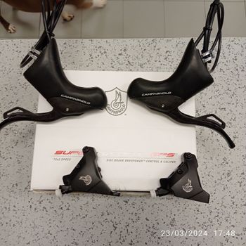 Campagnolo, leve freno e pinze Super record EPS 12 velocità