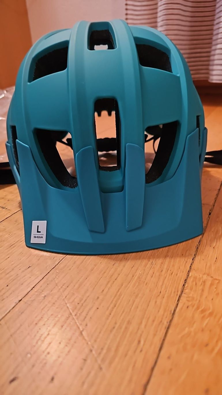 Used Smith Optics Smith Venture MIPS Helmet 2025 bike — image 6 of 6
