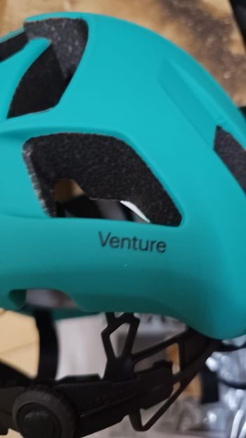 Used Smith Optics Smith Venture MIPS Helmet 2025 bike — image 4 of 6