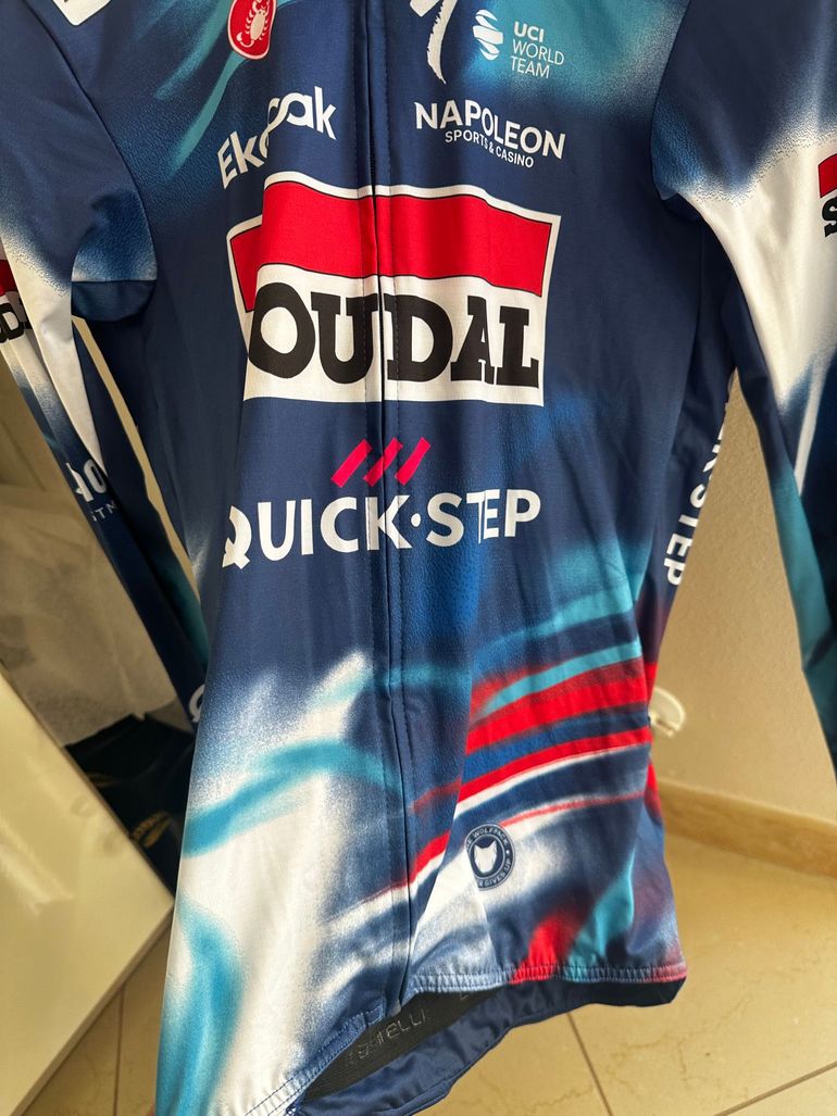 Used Castelli Maglia maniche lunghe  Soudal quick step 2025 bike — image 2 of 5