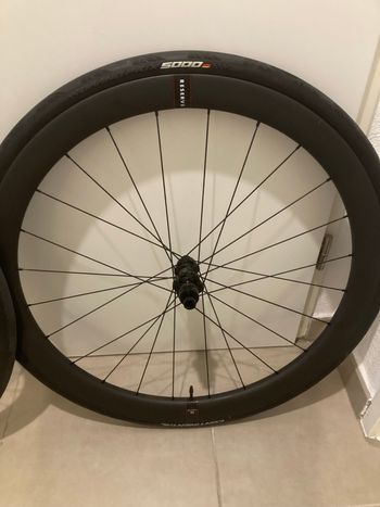 Used Reserve reserve 40/44 dt 370 2025 bike — image 3 of 5