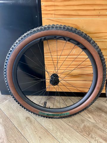 Gebrauchtes Specialized Roval Traverse Carbon 27.5" Wheel bike — Bild 2 von 6