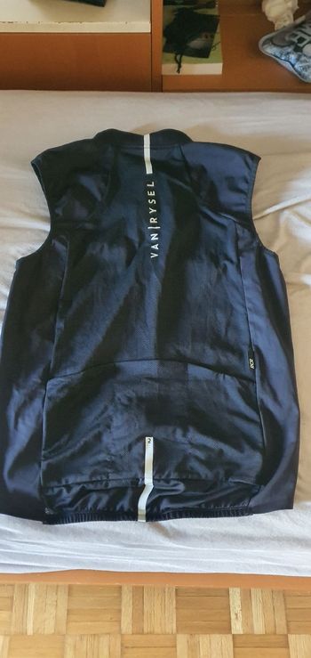 Used Van Rysel Gilet 2025 bike — image 3 of 3