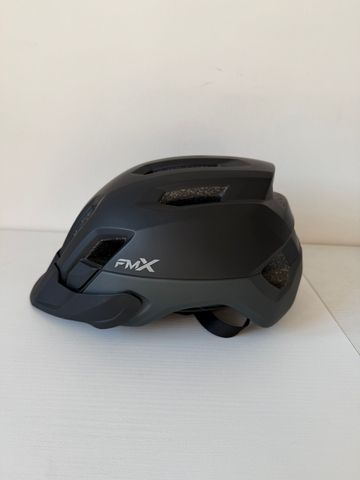 Kabuto Casco MTB FM-X M/L 2025 bike usato — immagine 1 di 6