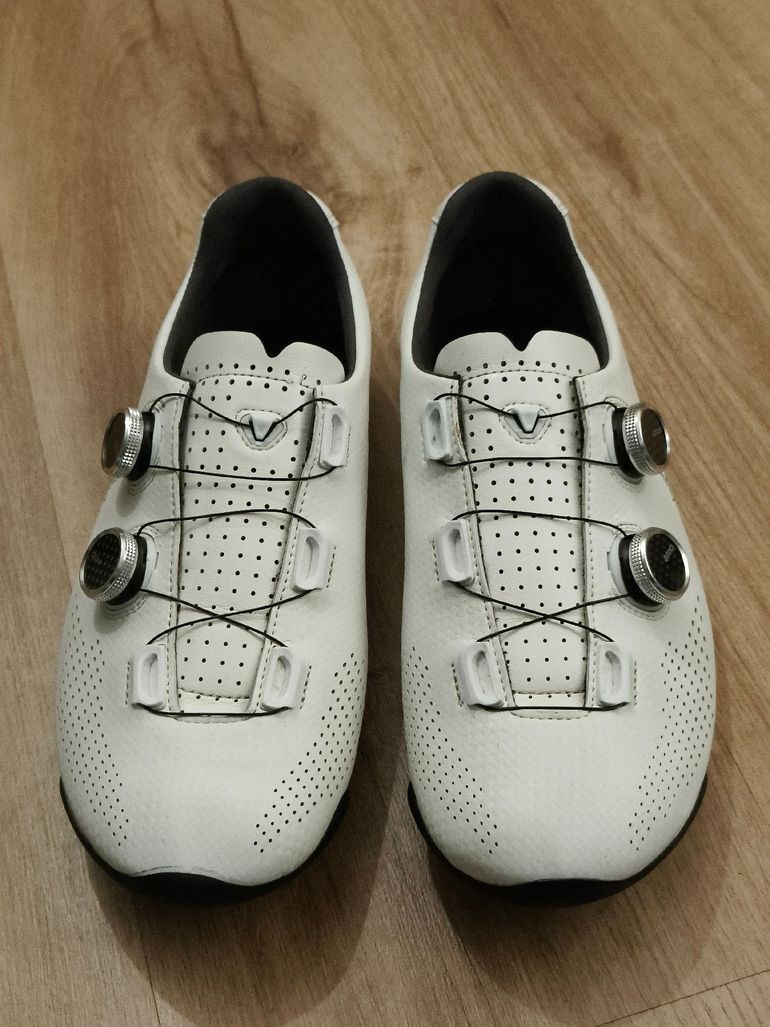 Used Venerate Sapatos de Ciclismo  ROAD 2.0 Termo-moldáveis  "Novos" 2024 bike — image 2 of 8