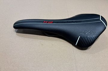 Używany San Marco Selle Concor Carbon FX ProTek bike — zdjęcie 2 z 3