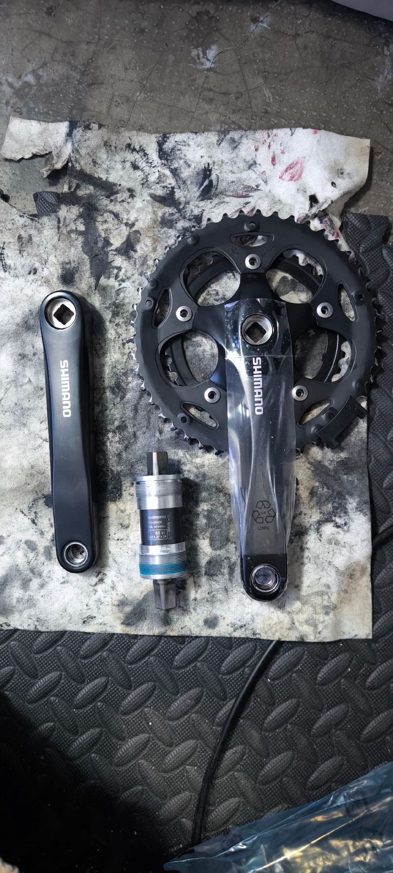 Used Shimano FC-RS2000 175 46/34 2025 bike — image 1 of 6