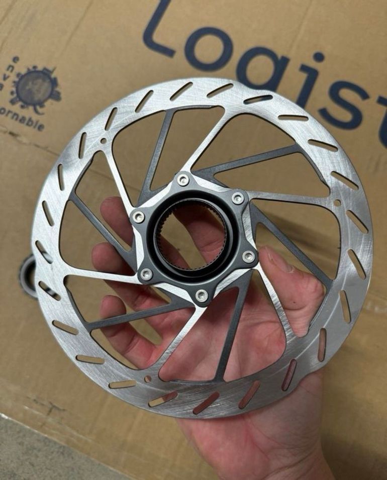 Used Sram disco  xx sl 180mm center look 2025 bike — image 2 of 4