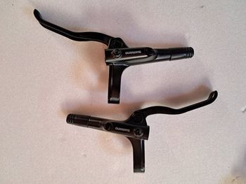 Used Shimano MT200 Hydraulic Disc Brake bike — image 2 of 4