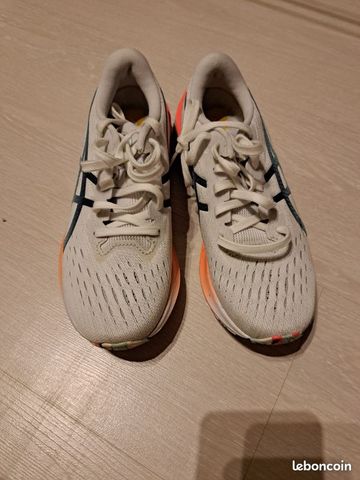 Used Asics Baskets Taille 37 Running Shoes