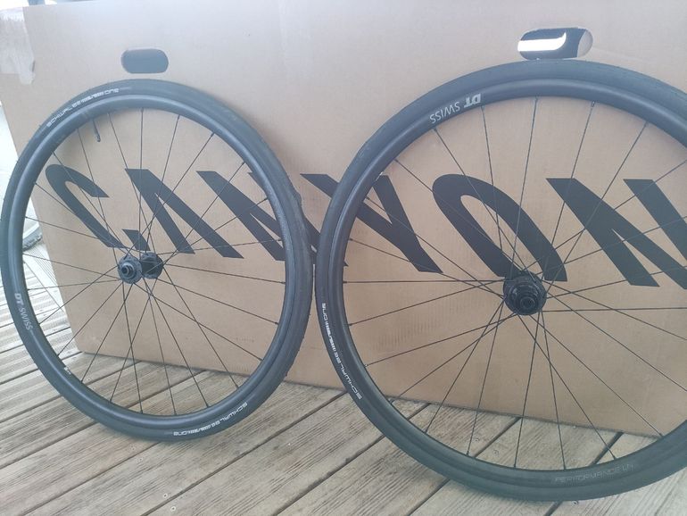 Used Dt Swiss Performance 2025 bike — image 1 of 9
