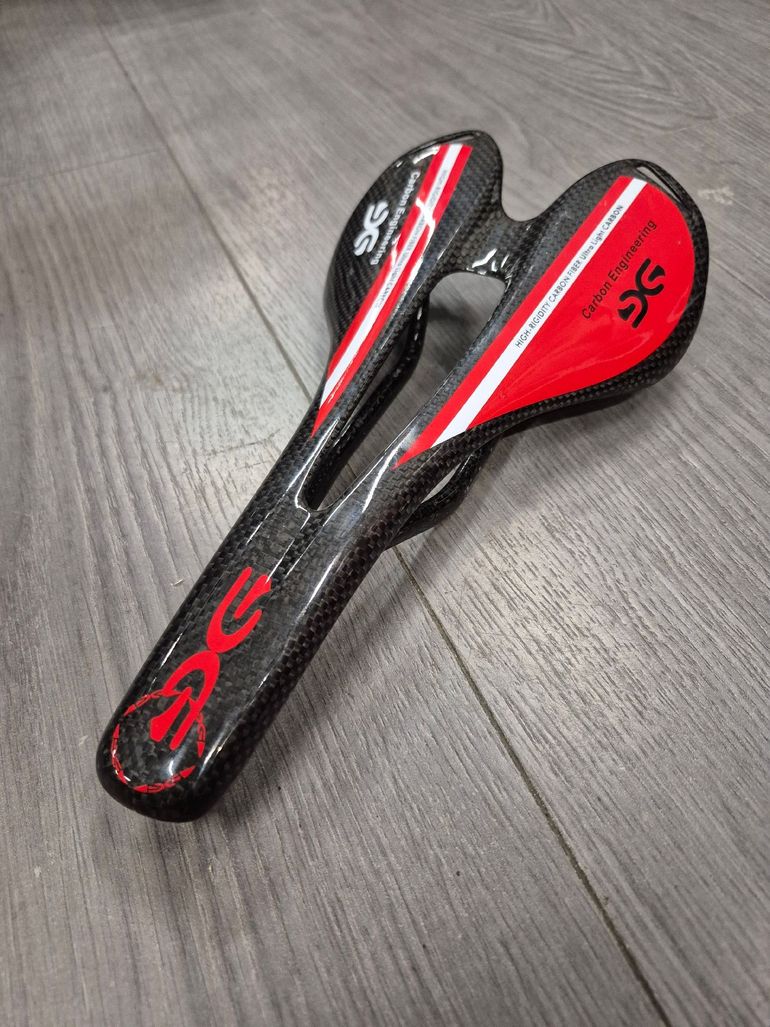 Used DHD selle carbone 2025 bike — image 1 of 4