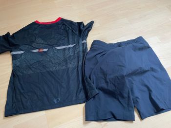 Used Pearl Izumi MTB Kids Bekleidungsset bike — image 1 of 2