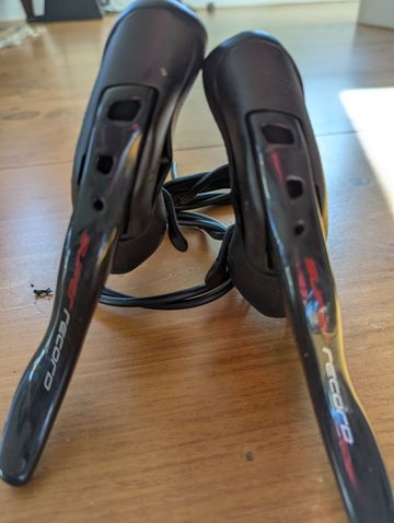 Used Campagnolo Super Record EPS 12-speed Levers bike — image 2 of 3