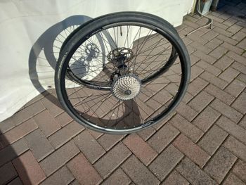 Wilier, Complete Wheels with Vittoria Zafiro Tires and Discs