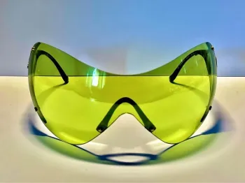 Used Dior SKY1 Shield Sunglasses – Lightweight Sport Design – Yellow Lens – Complete Set 2002 bike — image 1 of 5
