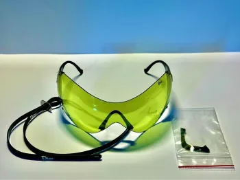 Used Dior SKY1 Shield Sunglasses – Lightweight Sport Design – Yellow Lens – Complete Set 2002 bike — image 3 of 5