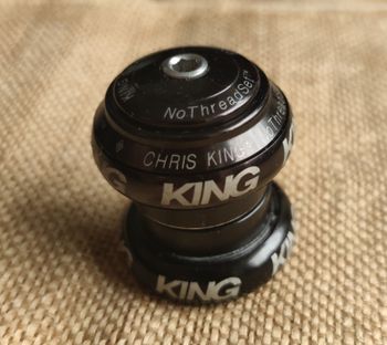 Chris King, Nothreadset Sealed Bearing Threadless Headset 1 1/8"