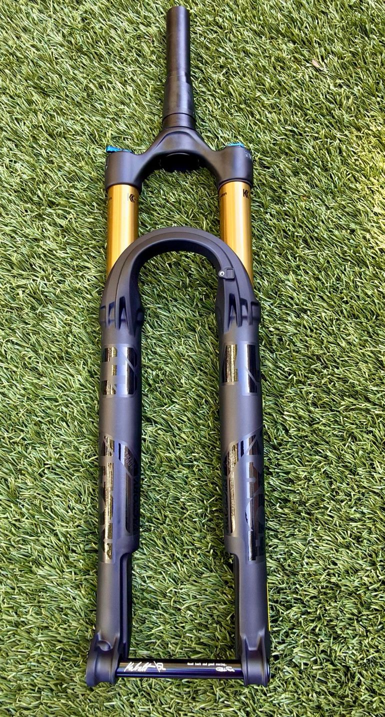 Used Fox 2025 34 SC Factory Fork 29 120/44 GRIP SL Kashima New 2024 bike — image 2 of 9