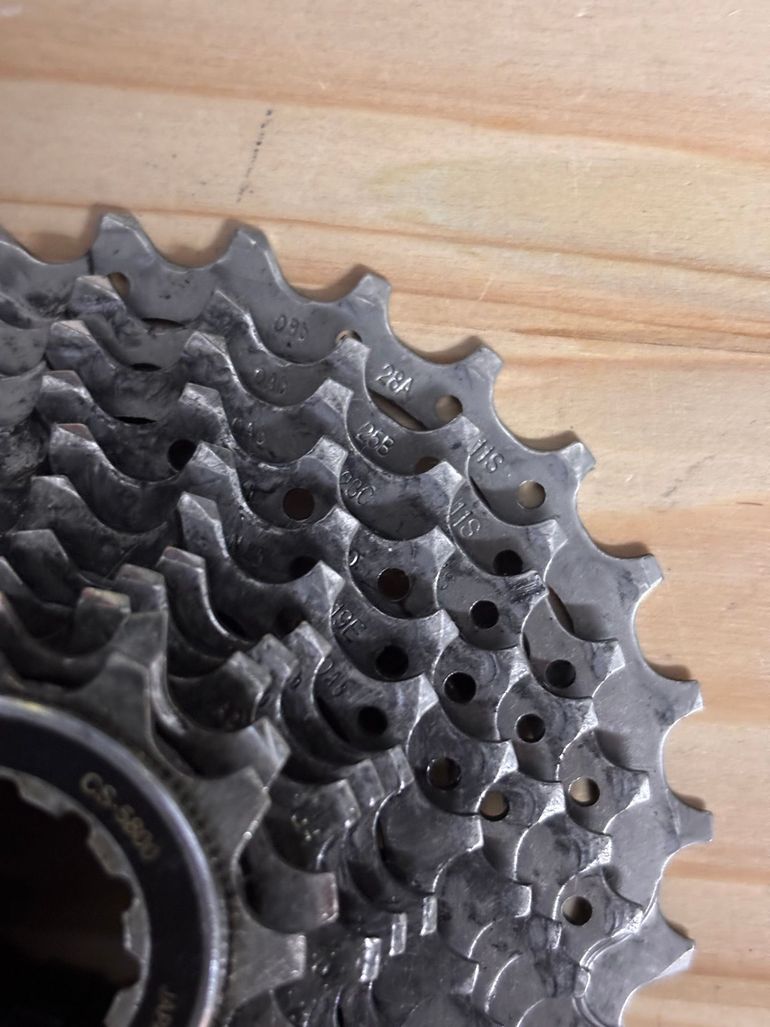 Used Shimano 105 11v 11-28 2020 bike — image 4 of 4