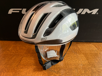 Used JULBO Finisher EVO Helmet 2025 bike — image 3 of 4
