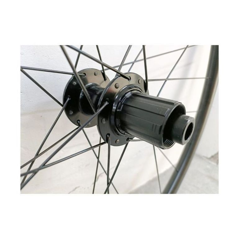 Used Dt Swiss G 540 TLR Disc Shimano Recycle bike — image 2 of 2