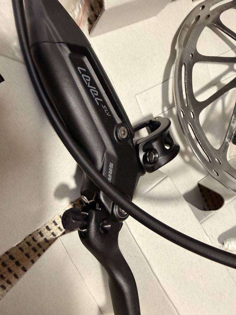 Used Sram Pareja de frenos Stealth silver 4/2 pistones 2025 bike — image 6 of 6
