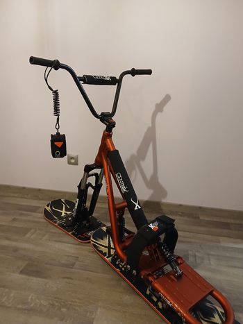 Used centsix snowscoot bike — image 4 of 9