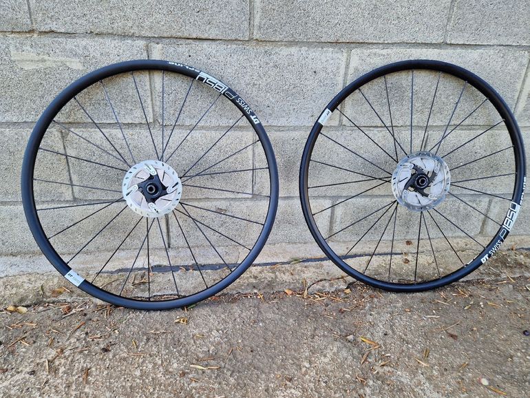 Used Dt Swiss P1850 spline 2023 bike — image 1 of 6