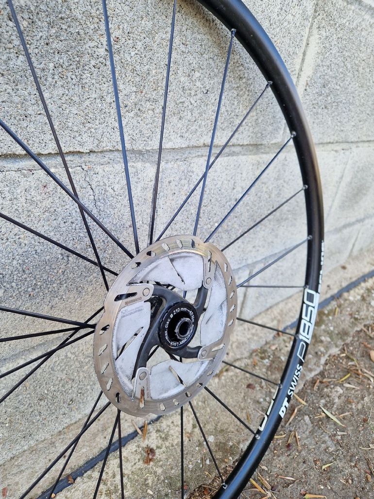 Used Dt Swiss P1850 spline 2023 bike — image 3 of 6
