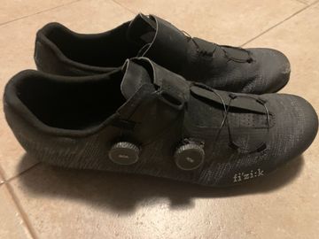 Fizik scarpe carbonio 2025 Cycling Shoes d'occasion