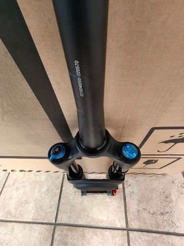 Brugt Fox Forcella 34 SC PERFORMANCE SERIES 2025 bike — billede 4 af 5