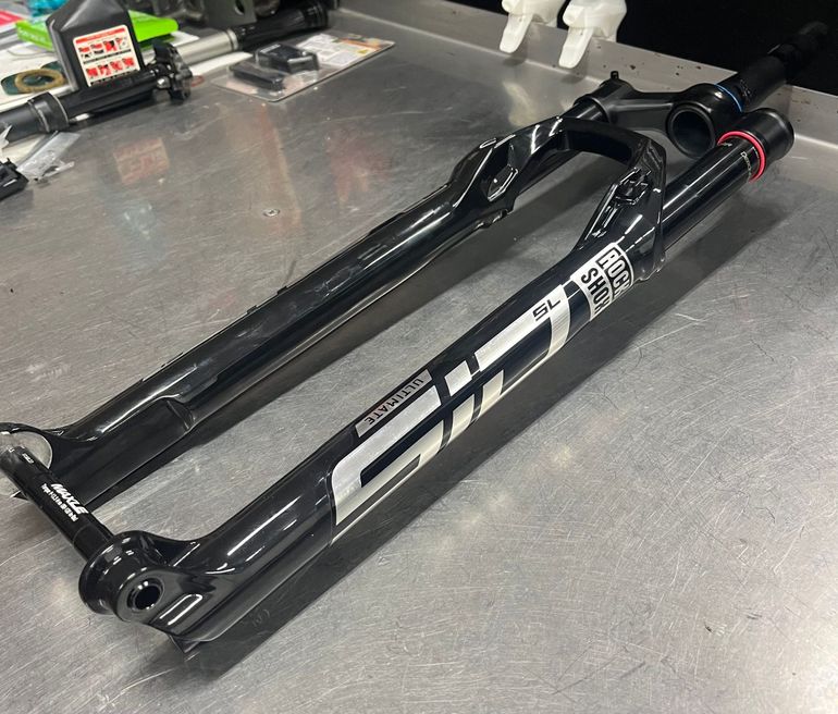Used Rock Shox Sid ultimate 110mm 2025 bike — image 2 of 4