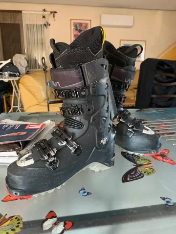 Used La Sportiva Vega bike — image 2 of 4