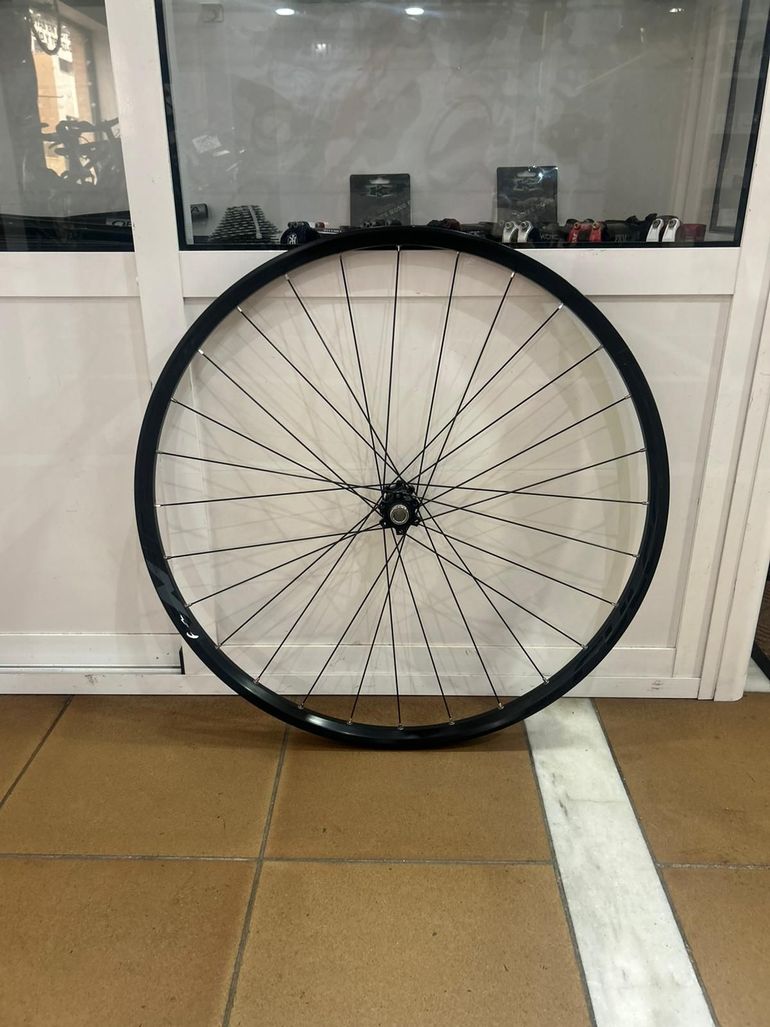 Used Fulcrum E-Metal 700 29" Wheelset bike — image 4 of 4