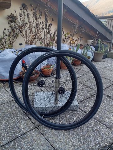 Gebrauchtes maddux RD 30 Alloy Wheelset 700c Disc Brakes, Center Lock 2022 Wheels