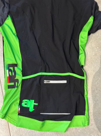 Used Tafi shirt  M 2023 bike — image 3 of 5