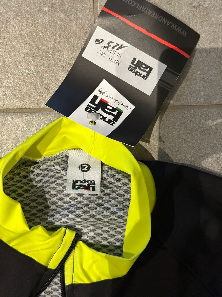Used Tafi set shirt& bibshort S (2) 2023 bike — image 2 of 5