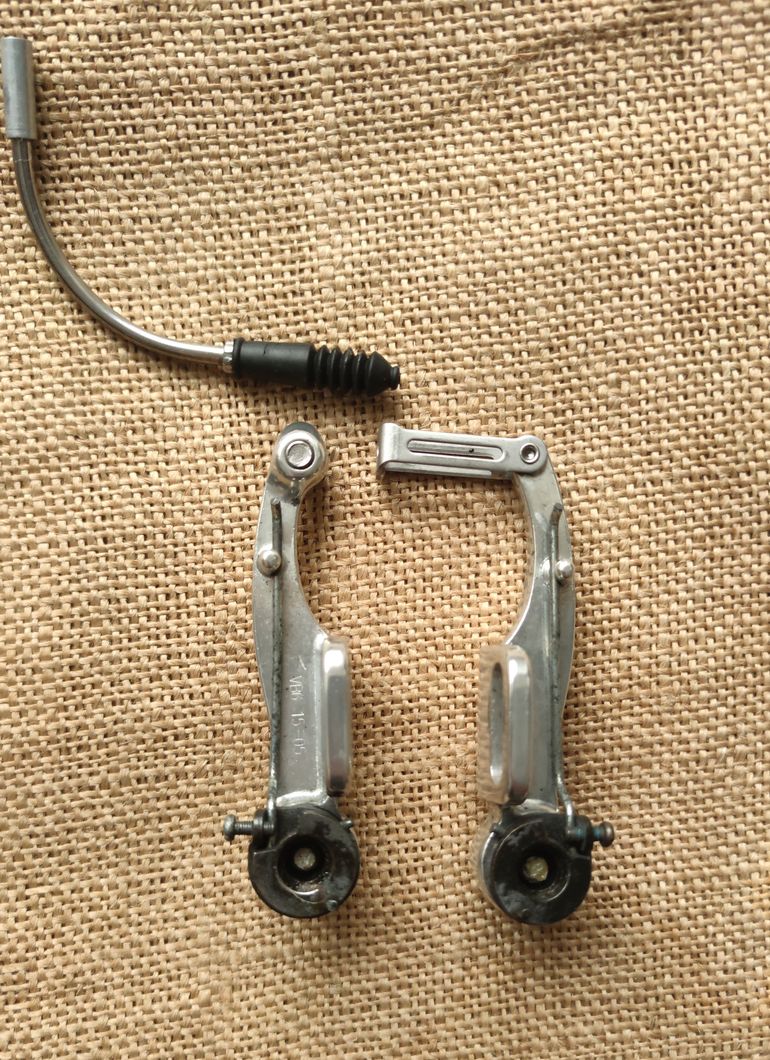 Used Campagnolo Veloce Cantilever Brakes 2017 bike — image 6 of 8