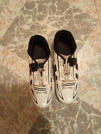 Used Shimano Zapatillas Ges Talla 42 2022 bike — image 1 of 4