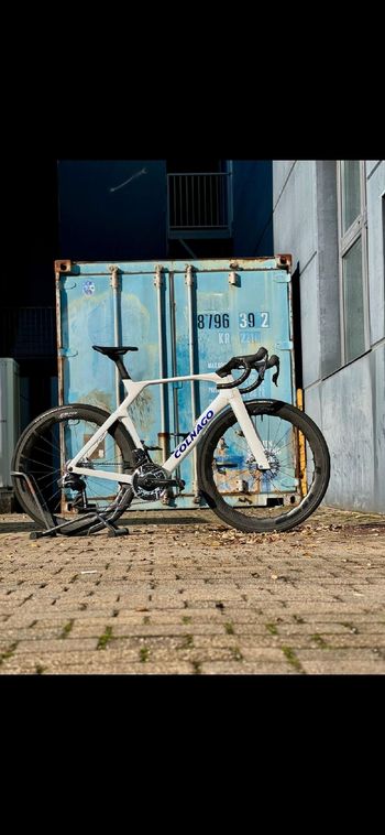 Used Zipp 454nsw xdr 2024 bike — image 5 of 5